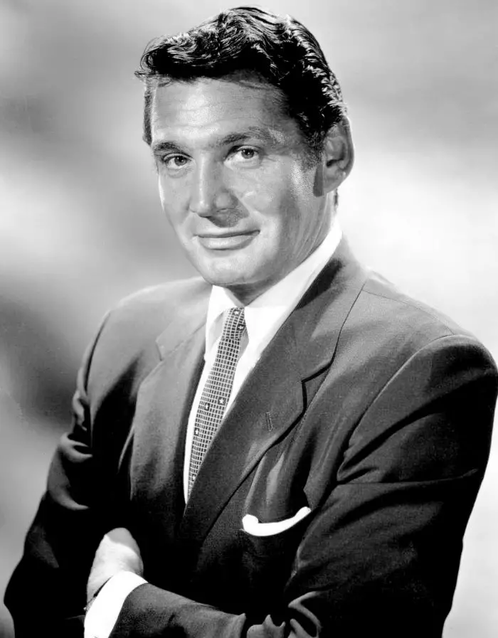 How tall is Gene Barry?